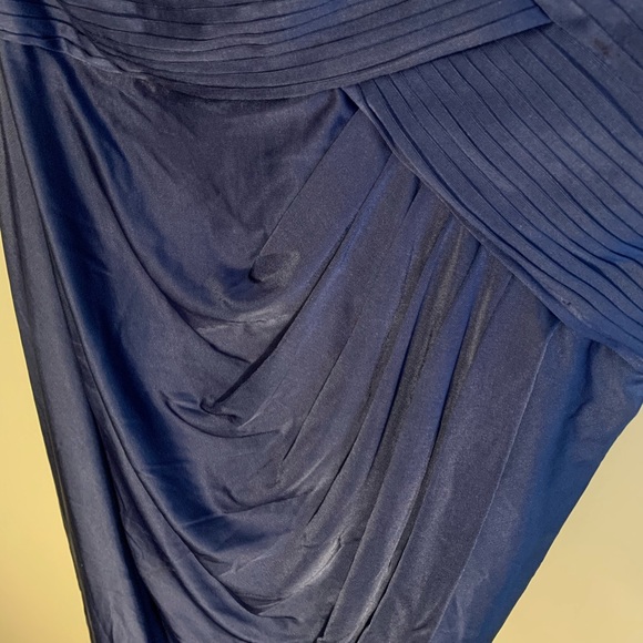 BCBG Max Azria Tulip Hem One Shoulder Dress - Picture 3 of 8